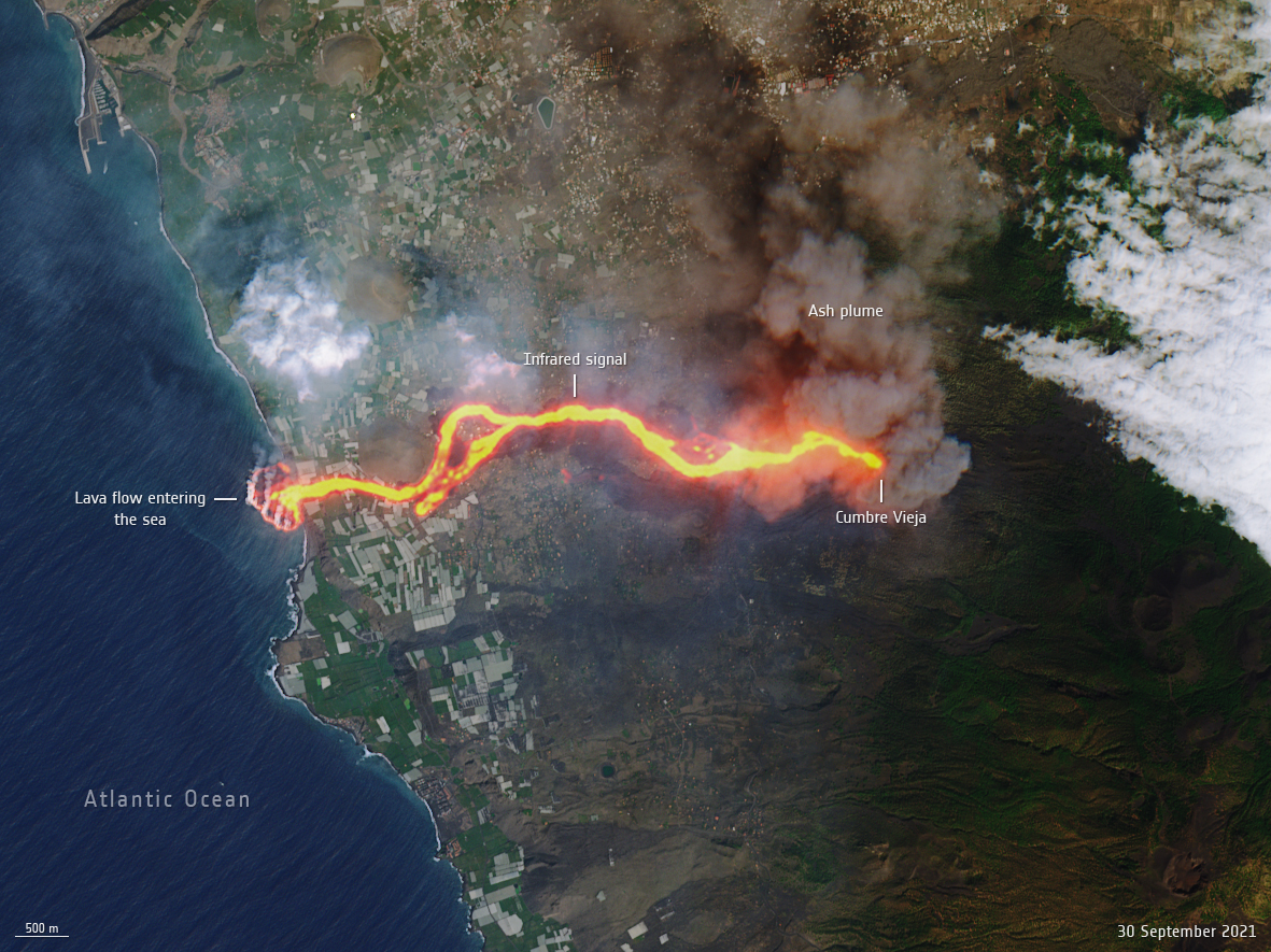 Sentinel-2 image of the lava flow of the Cumbre Vieja volcano in La Palma